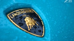 Water drops rain cars close-up Lamborghini races logos emblems