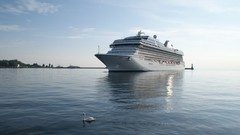 Water Swans cruise ship