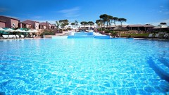 Water swimming pools