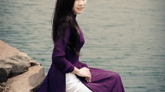 Water woman asians Viet Nam ao dai