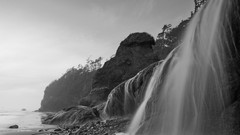 Waterfalls greyscale