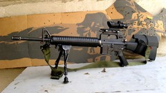Weapons Guns M16