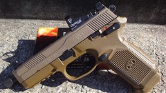 Weapons Guns shot shooting pistols shoot clip firearms tactical 