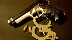 Weapons handcuffs pistols airsoft