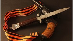 Weapons Knives revolvers