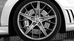 Wheel close-up Mercedes-Benz amg Edo Competition C 63