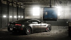 Wheels Aston Martin back GT