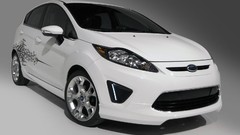 White cars ford fiesta