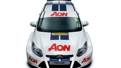 White cars ford focus