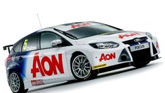 White cars ford focus