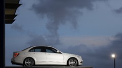 White cars Mercedes-Benz 2008