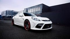 White cars Porsche Panamera