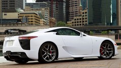 White lexus lfa