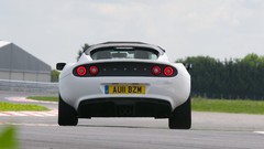 White Racer club Lotus Elise