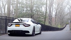 White tuning wheels street Maserati granturismo bodykit