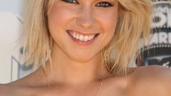 White woman Celebrity Actress blondes gray eyes Laura Ramsey