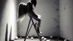 Wings angel needs moar contemplation