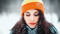 Winter woman brunettes
