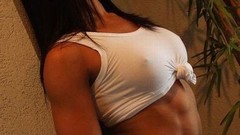 Woman abs bodybuilding fitness