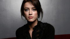 Woman Actress amber heard