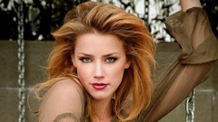 Woman Actress amber heard