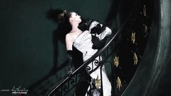 Woman Actress anne hathaway