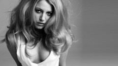Woman Actress blake lively