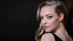 Woman Actress blondes amanda seyfried