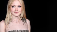 Woman Actress blondes blue eyes Dakota Fanning