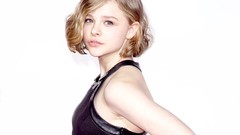 Woman Actress blondes chloe moretz