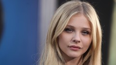 Woman Actress blondes chloe moretz
