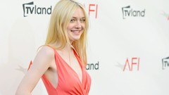 Woman Actress blondes Dakota Fanning