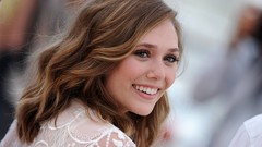 Woman Actress blondes elizabeth olsen