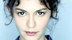 Woman Actress brown eyes