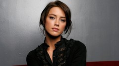 Woman Actress brunettes amber heard