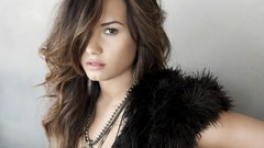 Woman Actress brunettes Demi Lavato