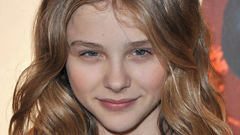 Woman Actress Celebrity chloe