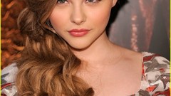 Woman Actress Celebrity chloe