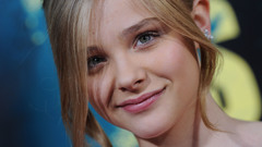 Woman Actress chloe moretz