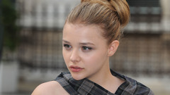Woman Actress chloe moretz