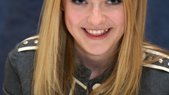 Woman Actress Dakota Fanning