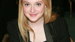 Woman Actress Dakota Fanning