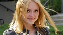 Woman Actress Dakota Fanning