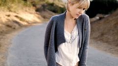 Woman Actress Dido (singer)