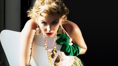 Woman Actress elisha cuthbert