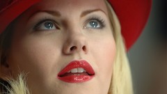 Woman Actress elisha cuthbert