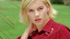 Woman Actress elisha cuthbert