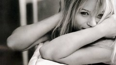 Woman Actress Emilie de Ravin grayscale