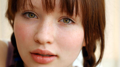 Woman Actress emily browning