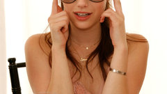 Woman Actress emma roberts